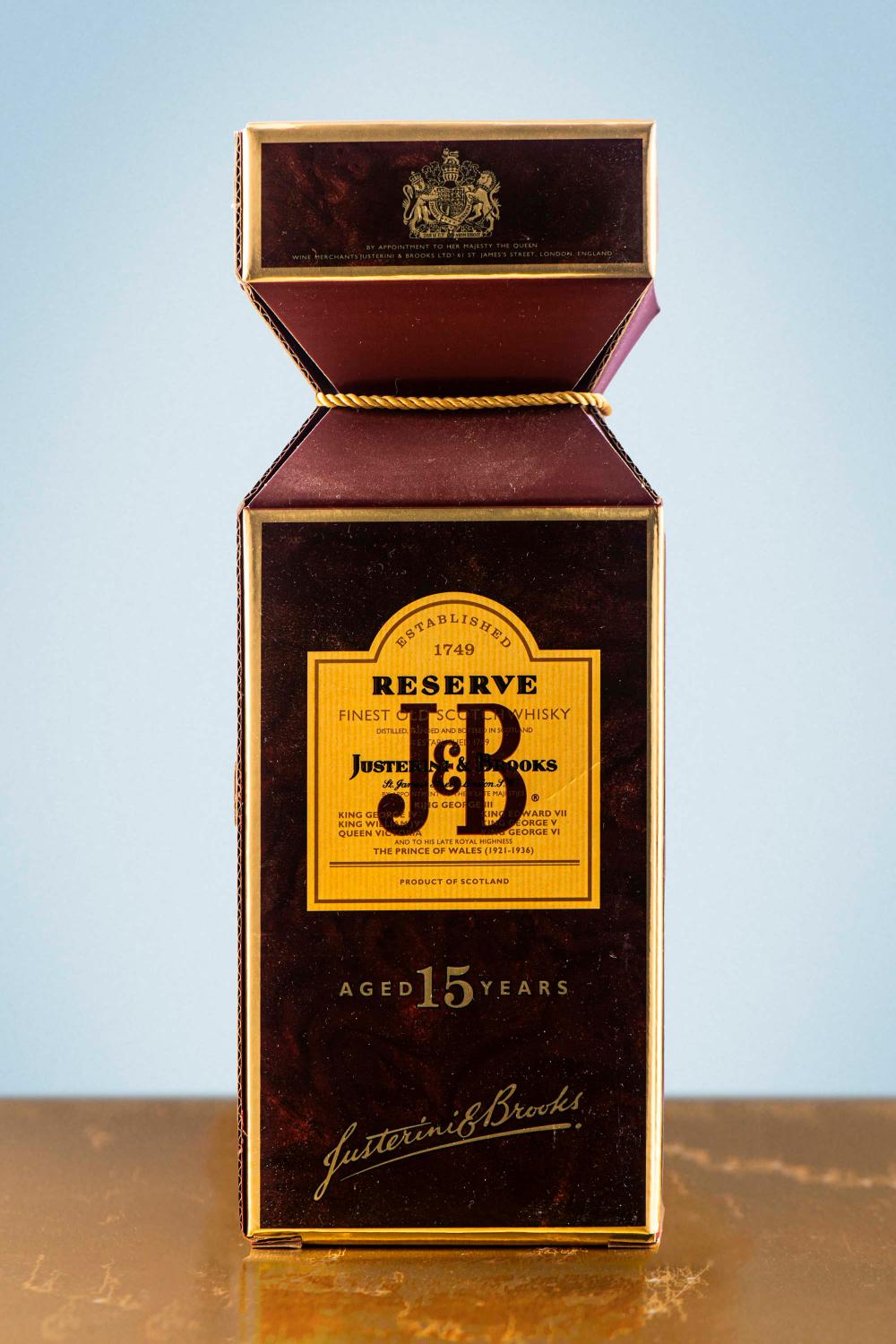 J&B Reserve 15 let, blended Scotch whisky, 0,7 l v zapečetěné krabici